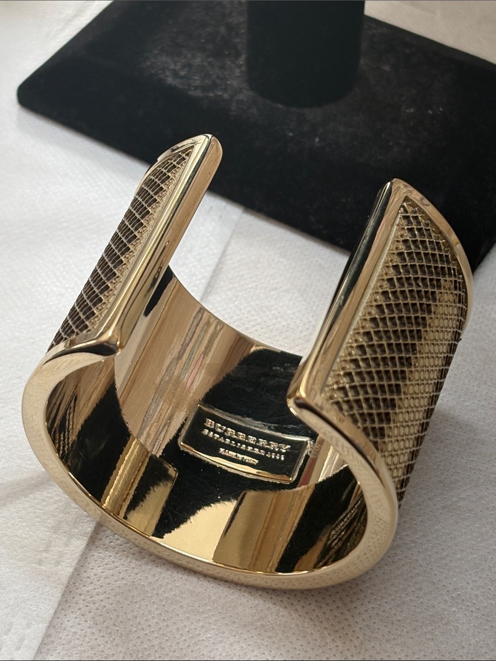 Burberry Honeycomb Gold-Tone and Metal Cuff Bracelet Sz 7